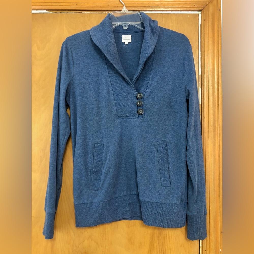 Blue Banana Republic Sweater, EUC